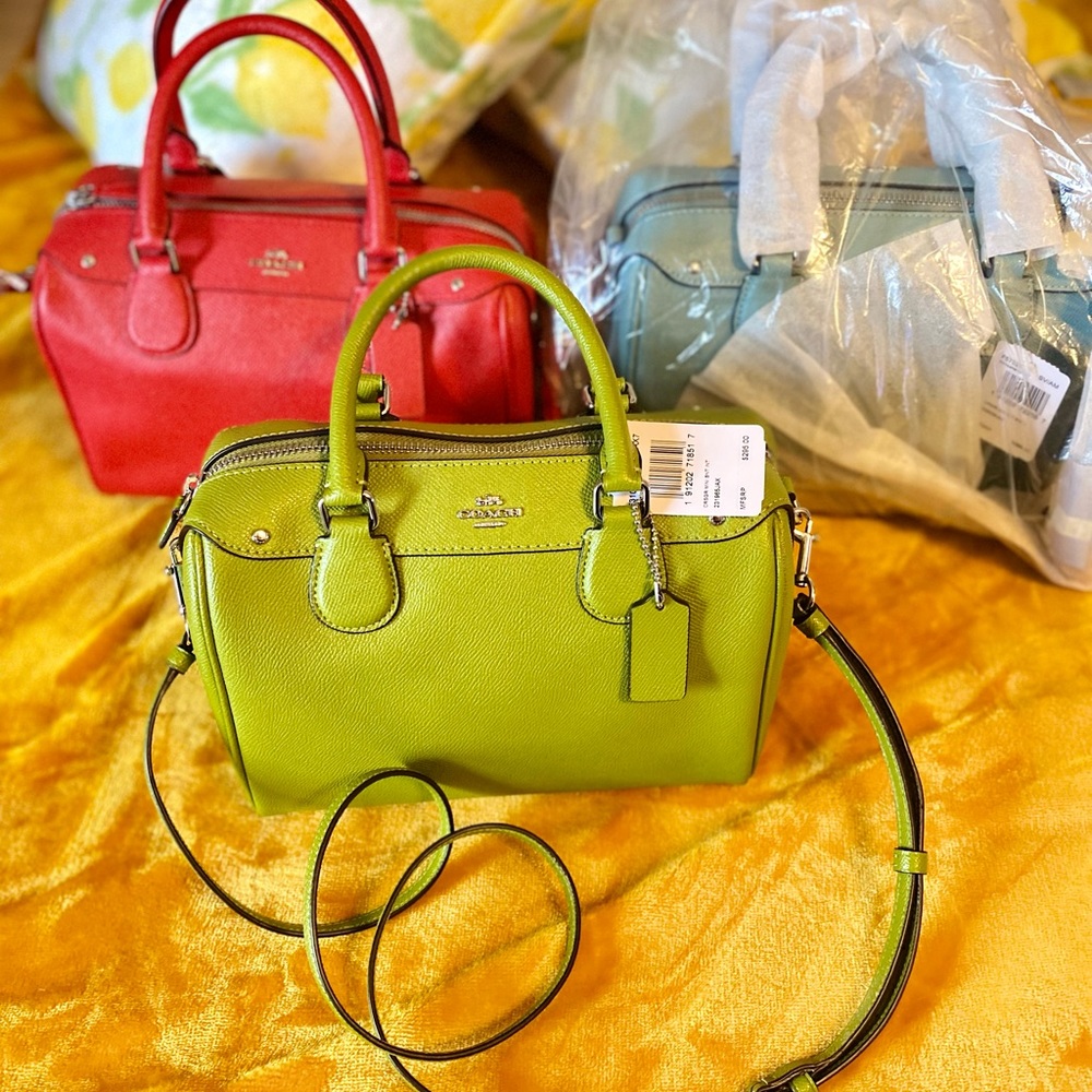 NWT COACH